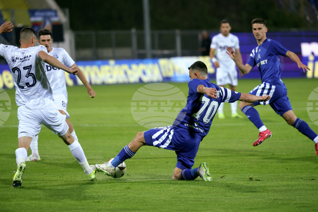 “Играхме по-добре от Черно море, в защита бяхме почти безупречни", доволен е авторът на първия гол за Левски Георги Костадинов