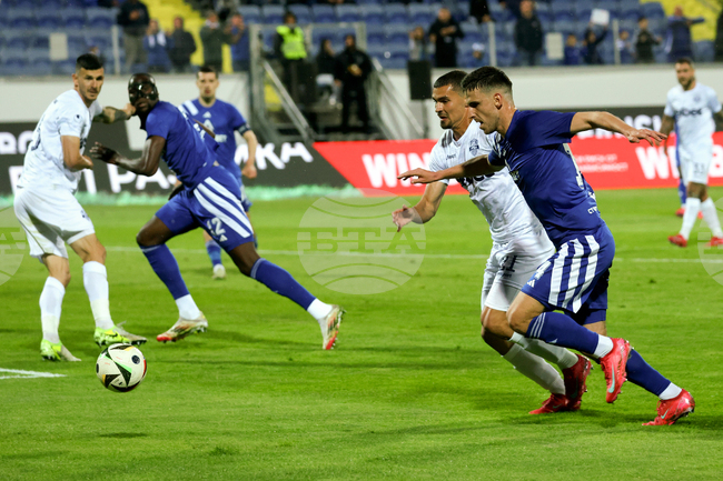 Левски и Арда разделиха точките на "Герена"