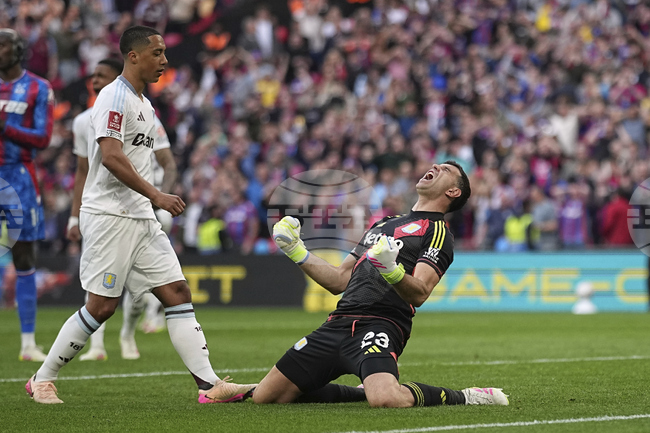 Мартинес е пред трансфер в Манчестър Юнайтед