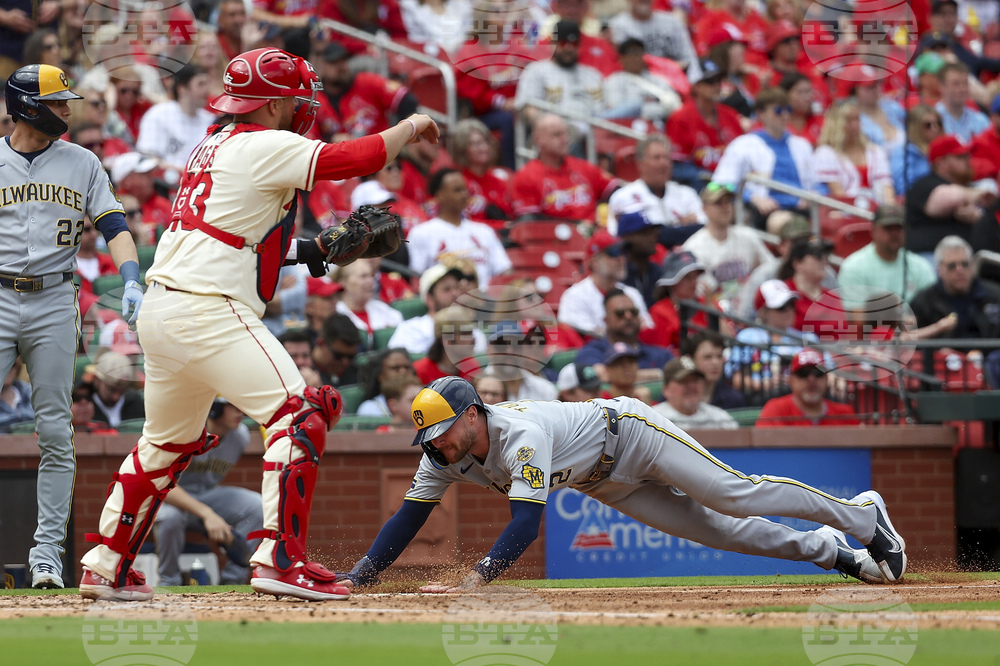 Brewers Cardinals Baseball