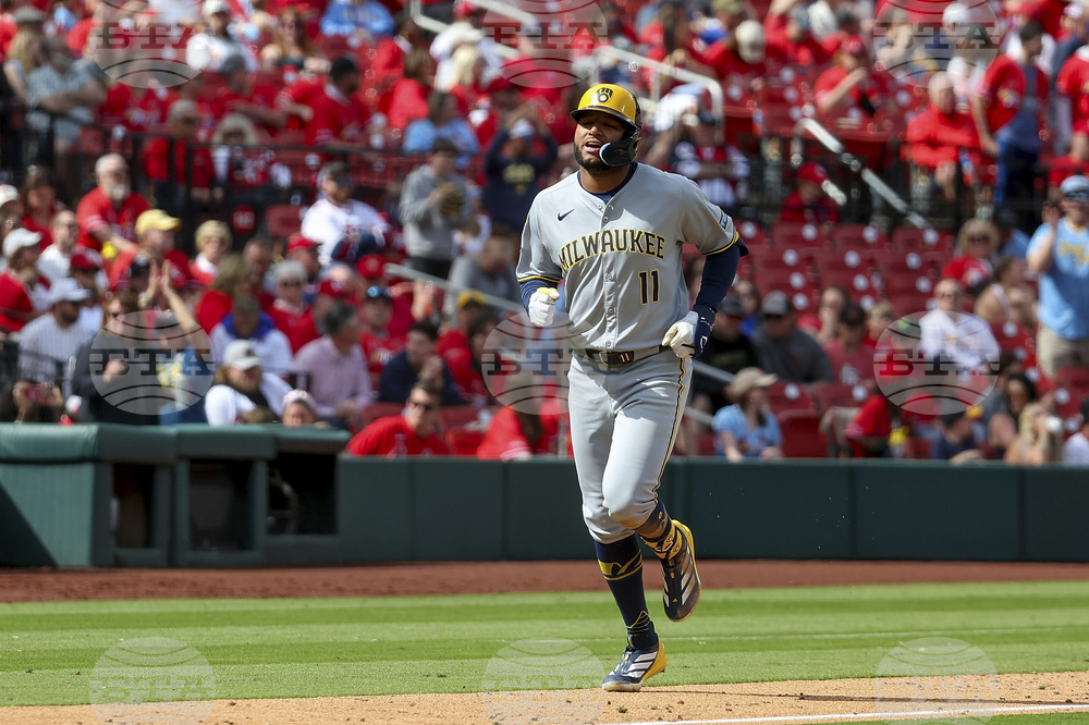 Brewers Cardinals Baseball