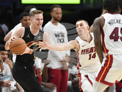 Cavaliers Heat Basketball