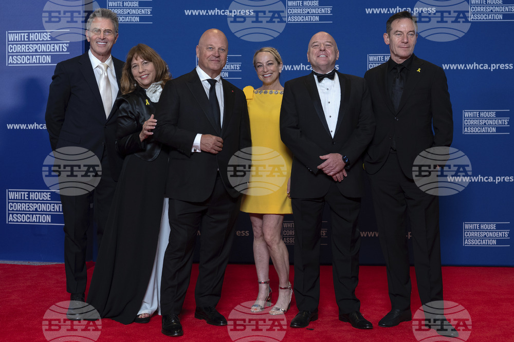 WHCA Dinner Red Carpet