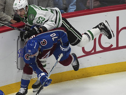 Stars Avalanche Hockey