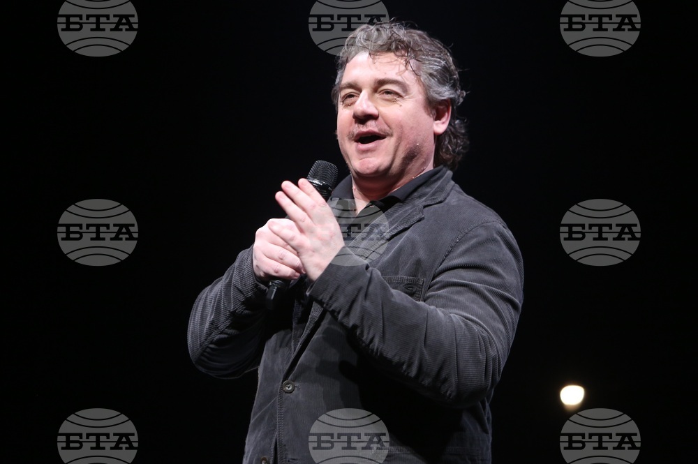 Концерт-спектакъл - „Песен за Коко“