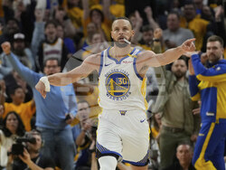 Rockets Warriors Basketball