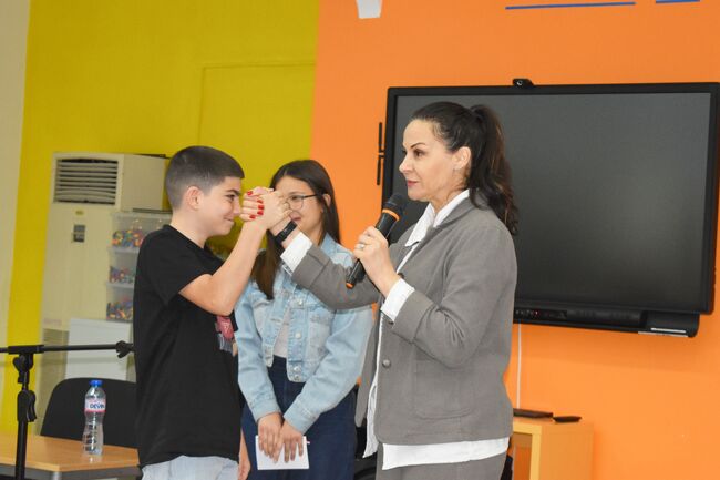 150 ученици от Разград участваха в семинарите „Аз уча, вярвам, мога, знам”, които организира актрисата Гергана Стоянова 