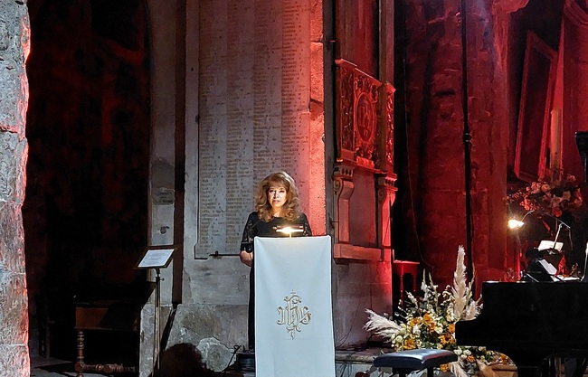 145 години българо-френски отношения бяха тържествено отбелязани в Грас с участието на вицепрезидента и с концерт на български оперни изпълнители