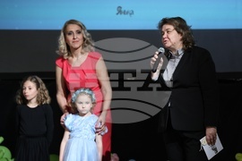 Кохлеарна имплантация - годишнина