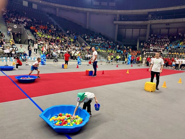 Спортен празник на детските градини в Русе събра над 500 малки участници