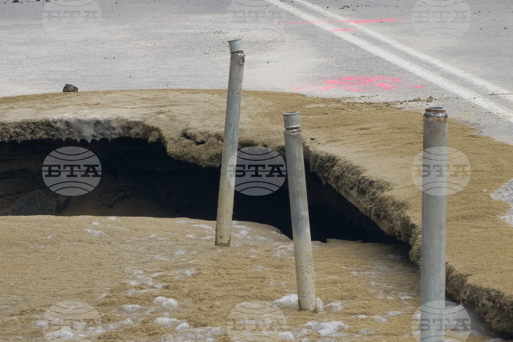 Булевард „Цариградско шосе“ - пропадане на пътя