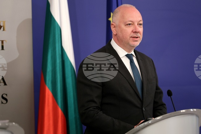 България ще поиска изключване от дефицита на проектите за превъоръжаване, изпълнявани по инициативи на ЕС, каза премиерът Росен Желязков