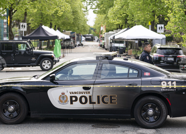 Канадската полиция арестува 4 души от антиправителствена милиция 