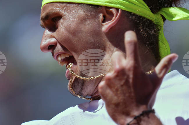 Двукратният шампион Александър Зверев отпадна от турнира по тенис в Мадрид