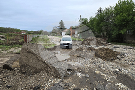 Хайредин - бедствено положение - наводнени къщи