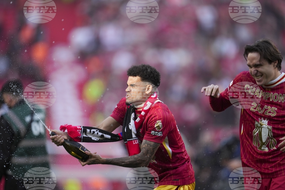 Байерн продължава опитите си да привлече Луис Диас