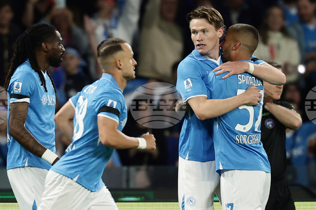 Мактоминей от Наполи: "Сега не е моментът за паника"