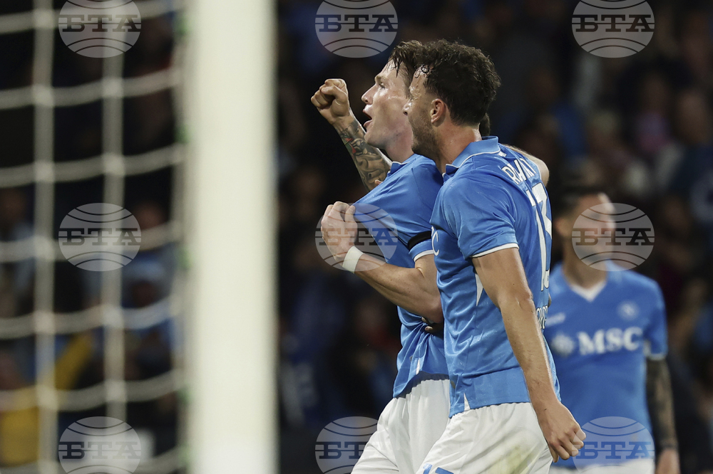 С голове на Скот МакТоминей Наполи победи Торино и направи нова голяма крачка към четвърта титла на Италия