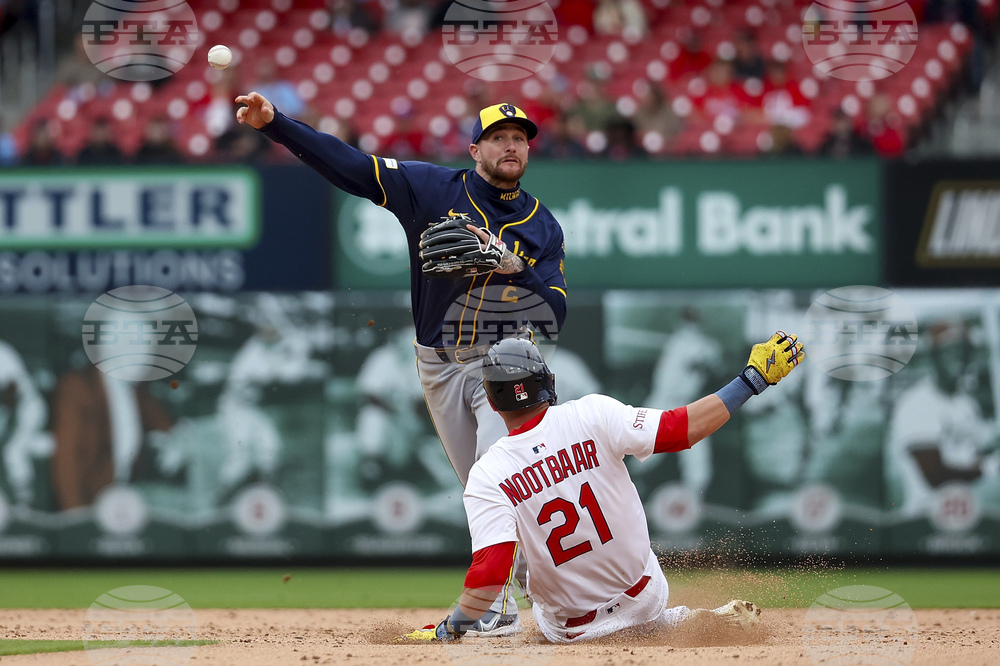 Brewers Cardinals Baseball