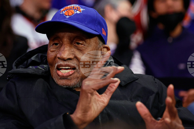 Двукратният шампион с Ню Йорк Никс Дик Барнет почина на 88-годишна възраст