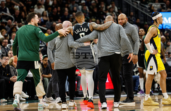 Плеймейкърът на Милуоки Бъкс Деймиън Лилард ще пропусне остатъка от плейофите в НБА