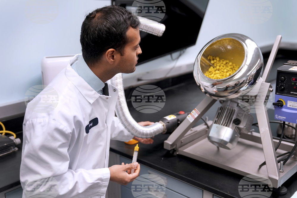 Съвременната свръхпреработена храна предизвиква еволюция на чревните бактерии, установиха учени