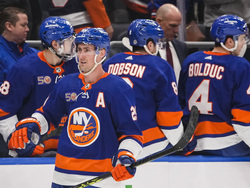 Canucks Islanders Hockey