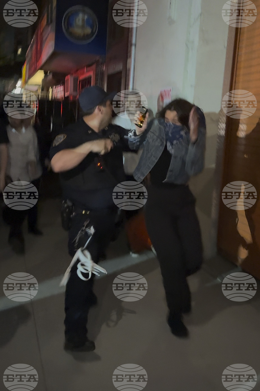 Israeli Minister Woman Chased