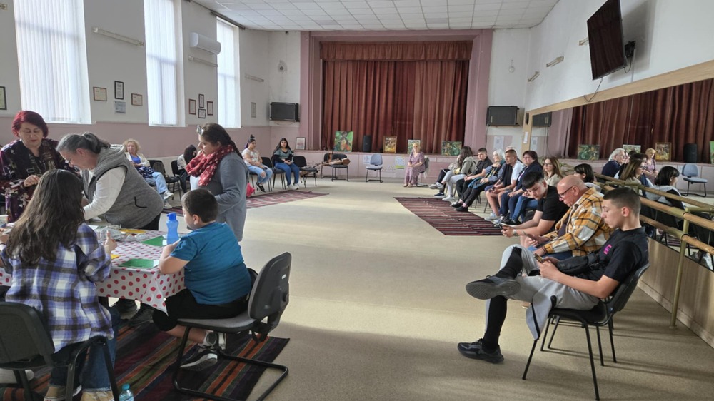  Община Разград: Деца и възпитатели от МКБППМН участваха в среща по проекта „Змей и самодива вместо зомби“