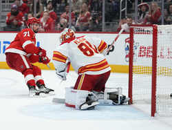 Flames Red Wings Hockey