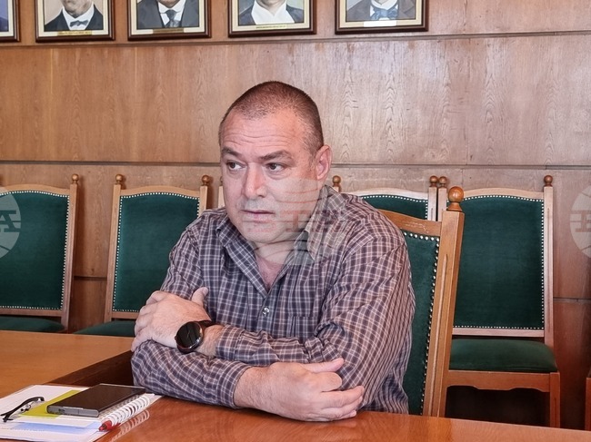 В Плевен са установени нарушения в площта на летните градини към заведения 