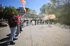 Бургас - абитуриенти - преподавател - покана за бал