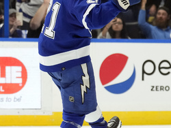 Avalanche Lightning Hockey