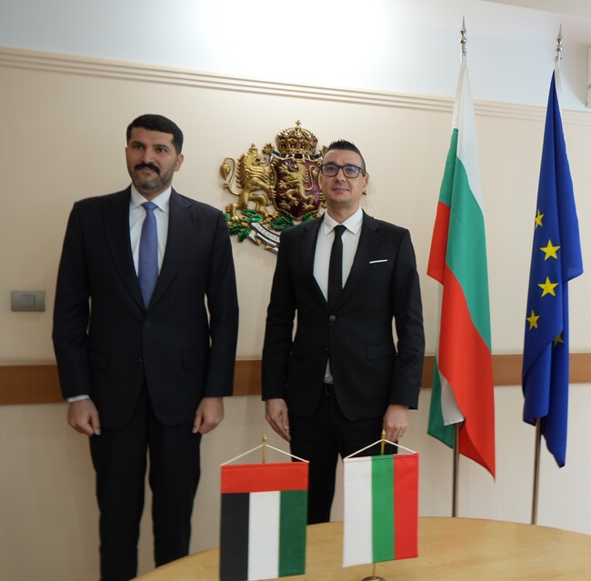 МИИ: Министър Дилов и посланикът на ОАЕ у нас обсъдиха активизиране на двустранните икономически отношения