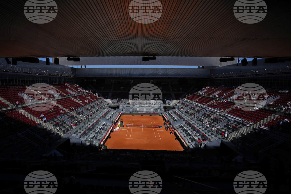 Организаторите на турнира по тенис в Мадрид отмениха всички мачове от днешната програма