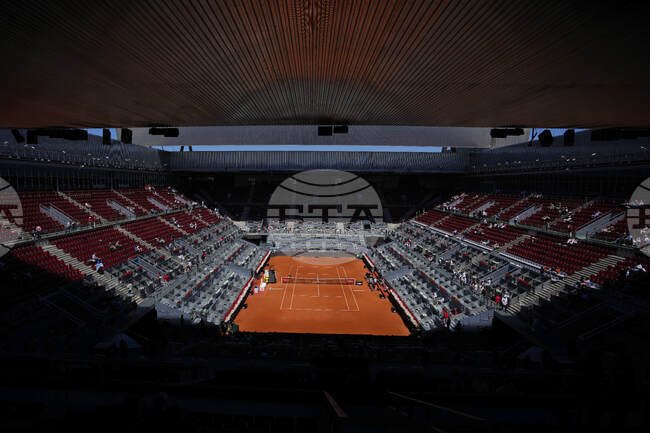 Организаторите на турнира по тенис в Мадрид отмениха всички мачове от днешната програма