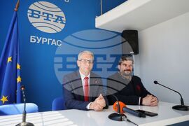 Национален пресклуб на БТА Бургас - „Продължаваме промяната" - пресконференция
