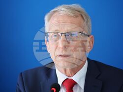 Национален пресклуб на БТА Бургас - „Продължаваме промяната" - пресконференция - Николай Денков