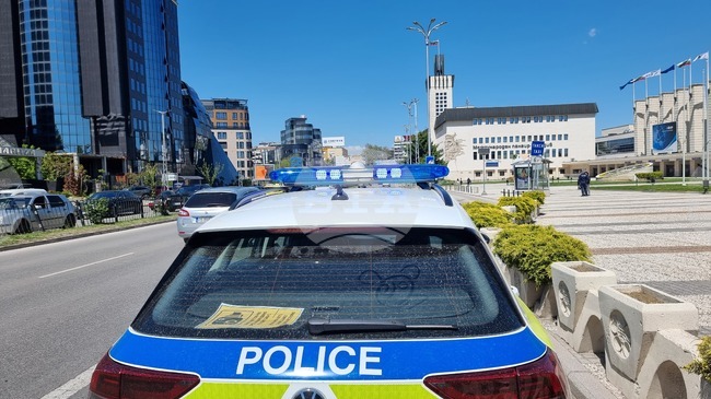Greek Authorities Detain Two Turkish Citizens for Arms Smuggling