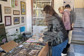 Разград - гимназия - книжен базар