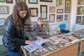 Разград - гимназия - книжен базар