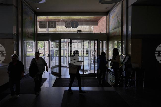 ЕК е готова да участва в разследването на причините за спирането на тока в Испания и Португалия