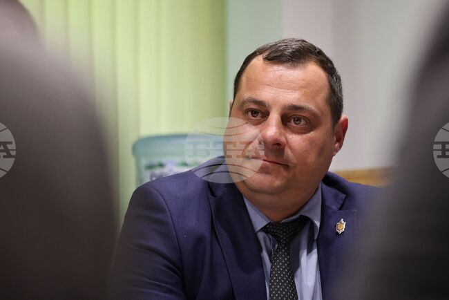 Областният управител на Бургас поиска достъп до системите за сателитно наблюдение на морето от Морска администрация и ВВМУ "Н. Й. Вапцаров"