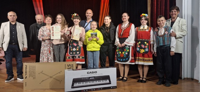 Детска фолклорна певческа група от Първомай спечели Приза на кмета на Община Стара Загора в „Орфеево изворче“