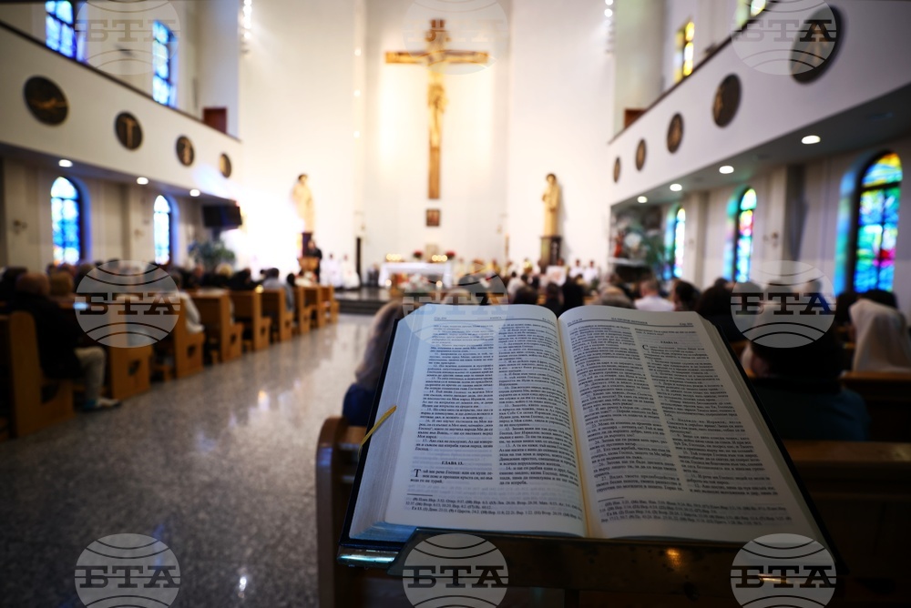 Заупокойна литургия за папа Франциск