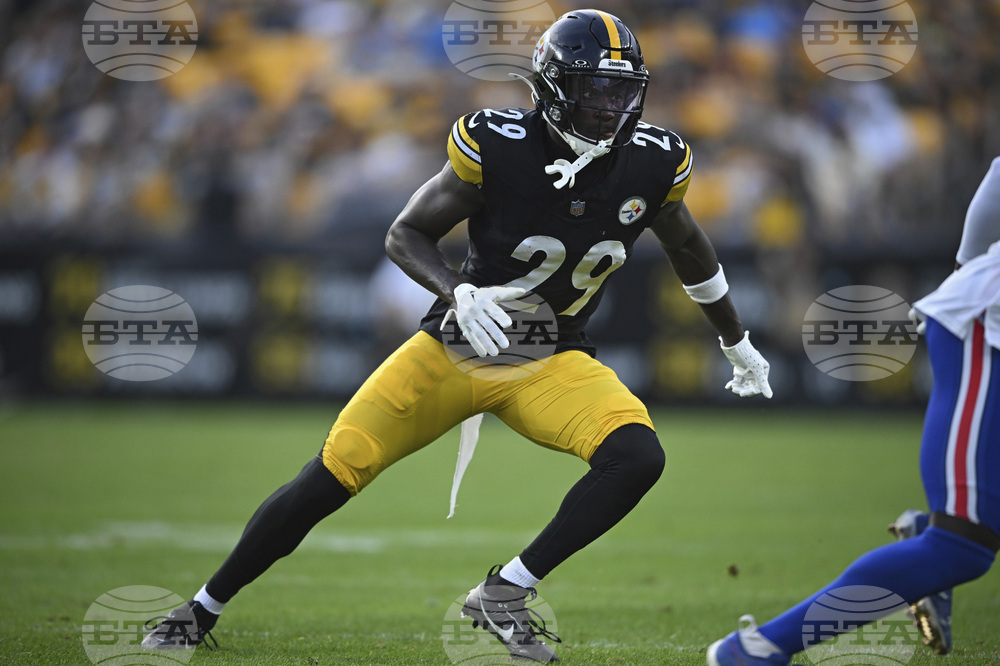 Steelers-Watts Released Football