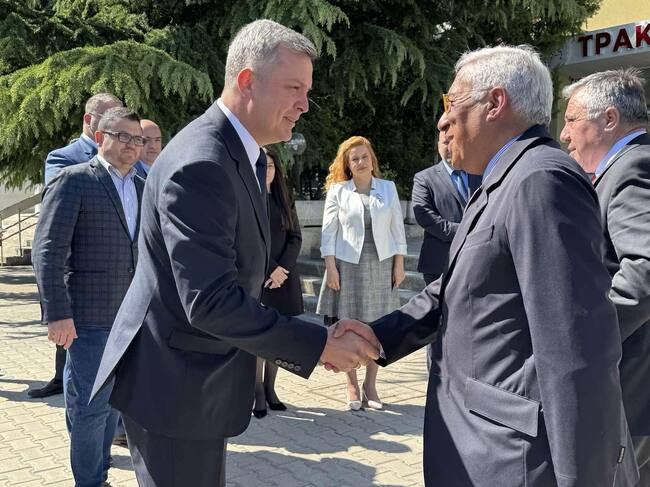 Зам.-кметът Радостин Танев участва в посрещането на председателя на Европейския съвет Антониу Коща и премиера Росен Желязков в Стара Загора