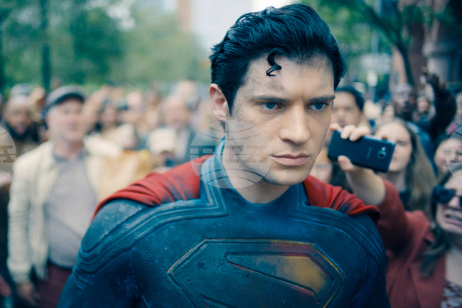 Режисьорът Джеймс Гън прави нов "Супермен" за големия екран