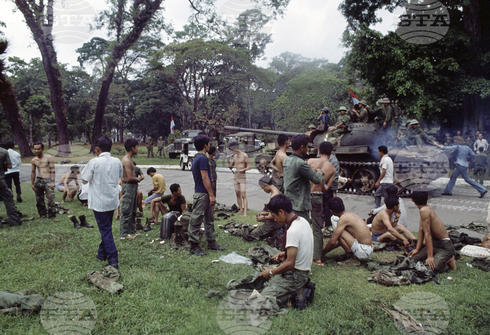 Vietnam Fall of Saigon Photo Gallery
