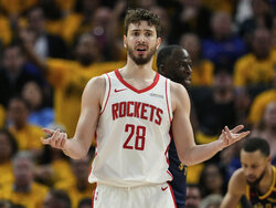 Rockets Warriors Basketball
